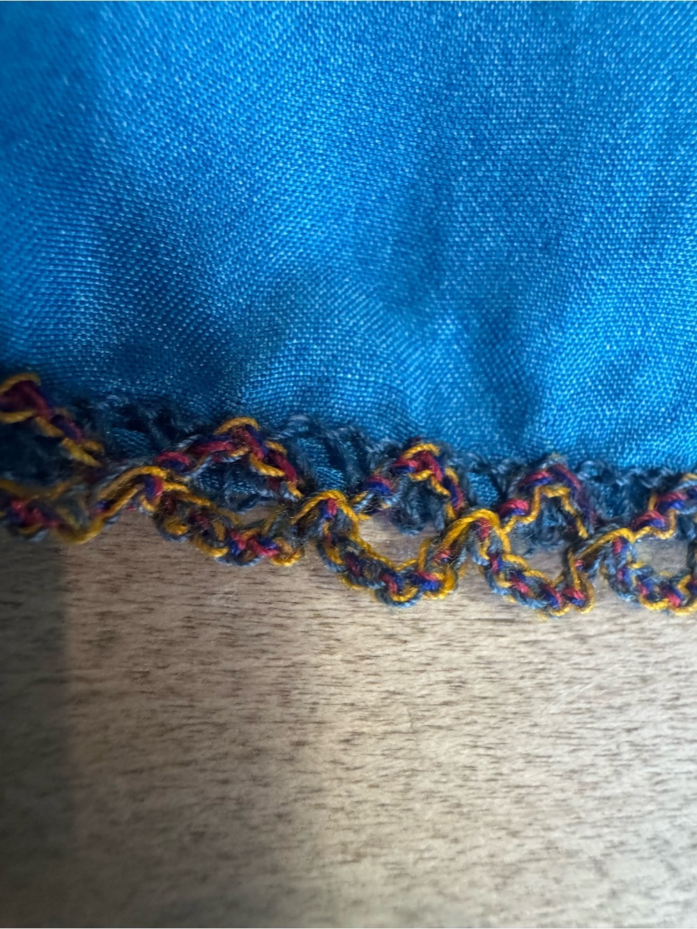 NWT BL-NK Bright Floral colorful scarf head wrap with tassels - Picture 5 of 9